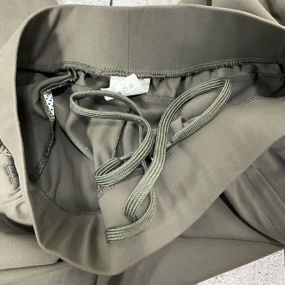 TREIGN Pants  - Picture 6 of 6